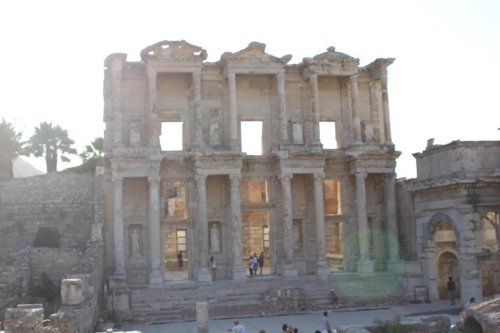 Samos Apart Pension กุเซลชามิล ภายนอก รูปภาพ