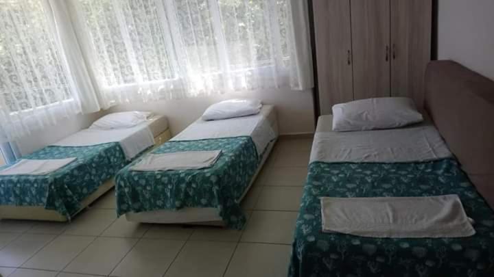 Samos Apart Pension กุเซลชามิล ภายนอก รูปภาพ